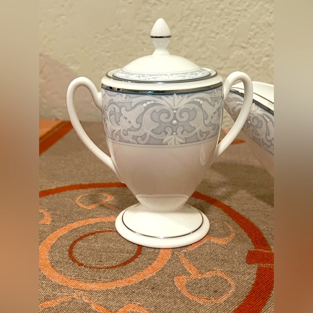 Waterford Alana Sugar Bowl (with lid)
